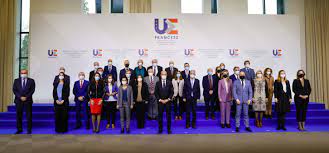 Photo officielle des ministres de l'Education et de la Jeunesse des Etats membres