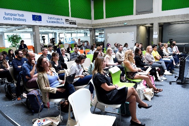 Image des participants au séminaire sur la participation des jeunes au projet européen 